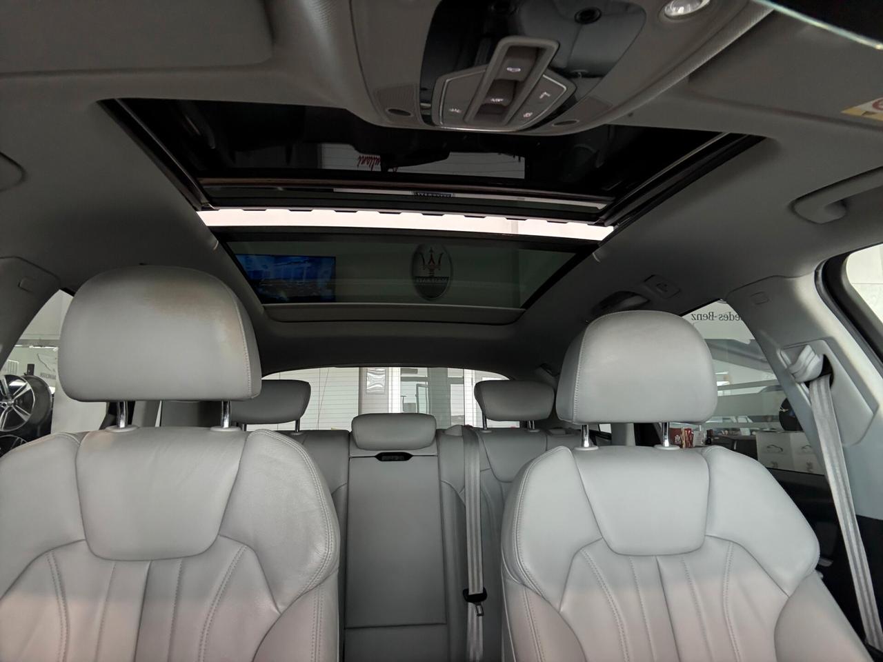 Audi Q5 2.0 TDI quattro S -LINE