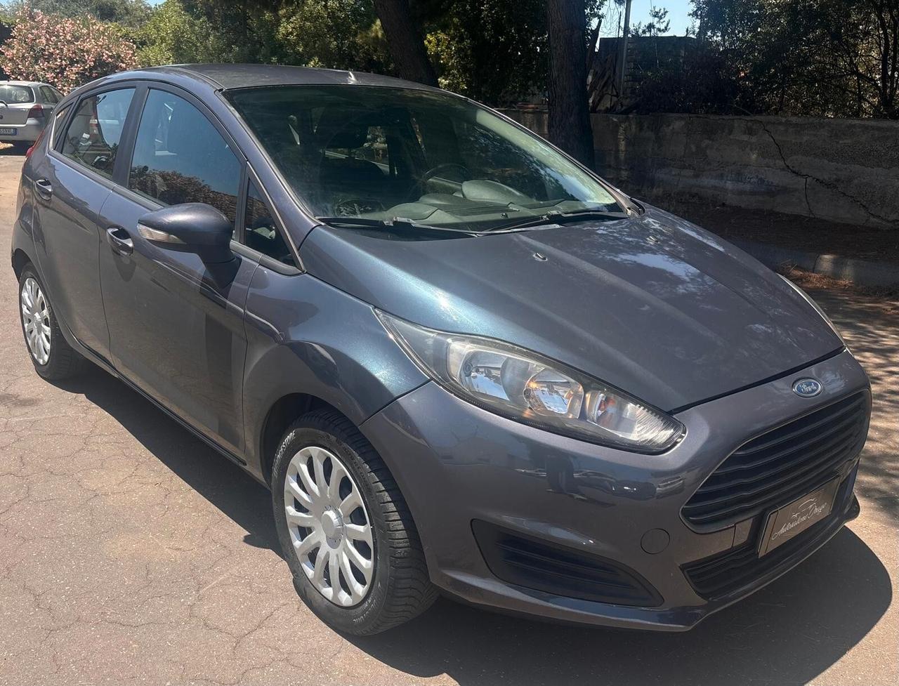 Ford Fiesta 1.5 TDCi 75CV 5 porte