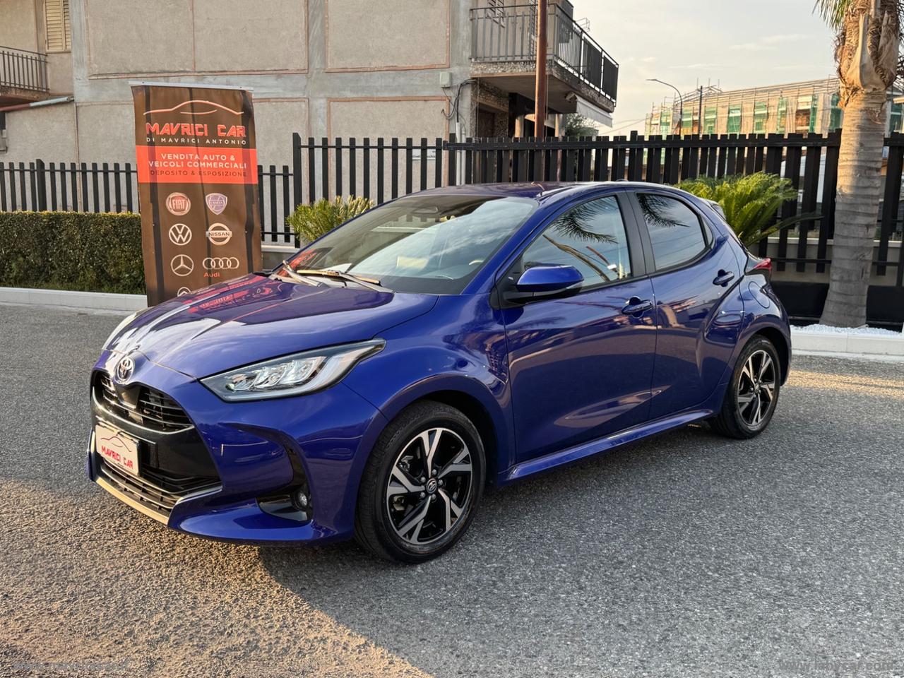 TOYOTA Yaris 1.5 Hybrid 5p. Trend