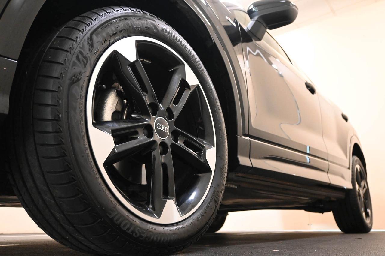 AUDI Q2 Q2 30 TDI S line Edition