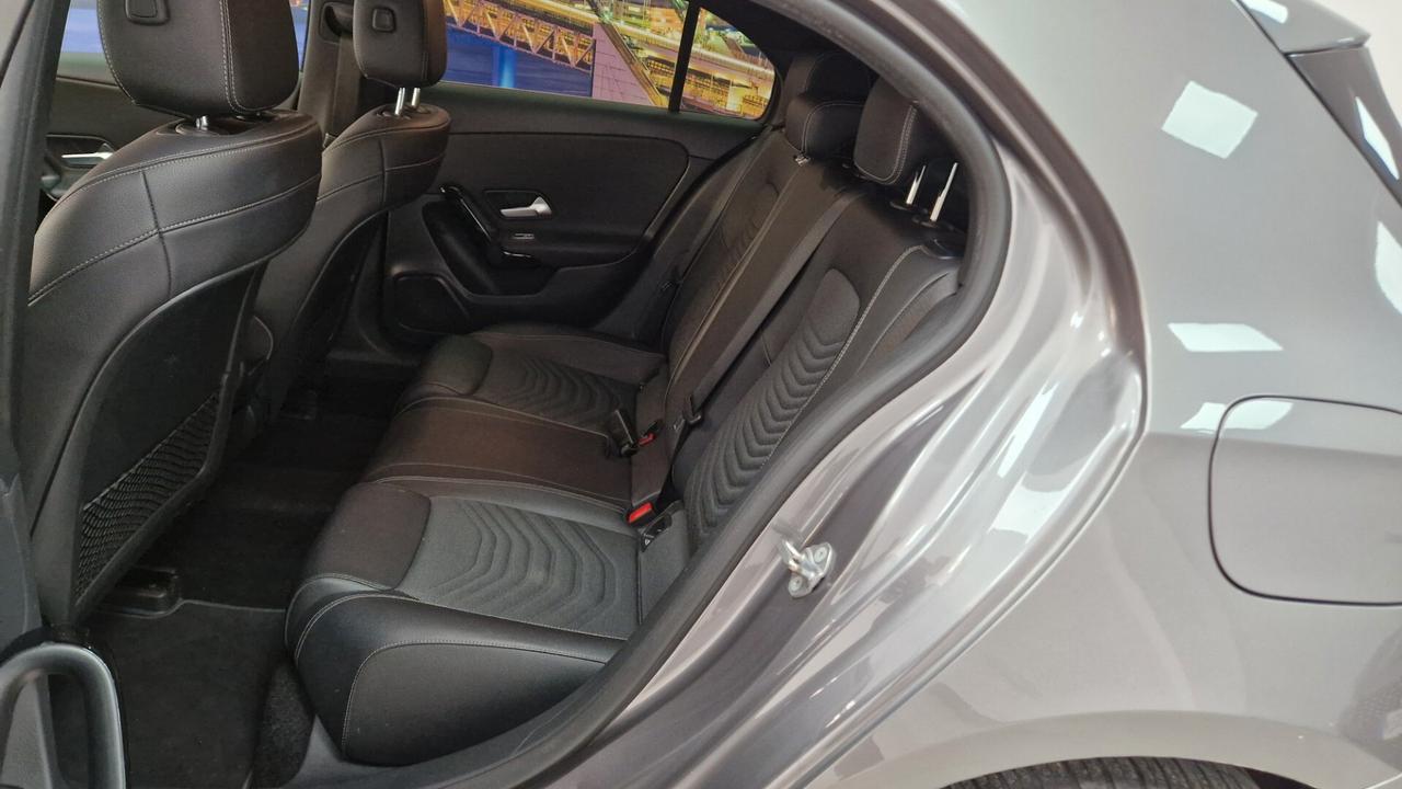Mercedes-benz A 180 A 180 d Automatic Premium