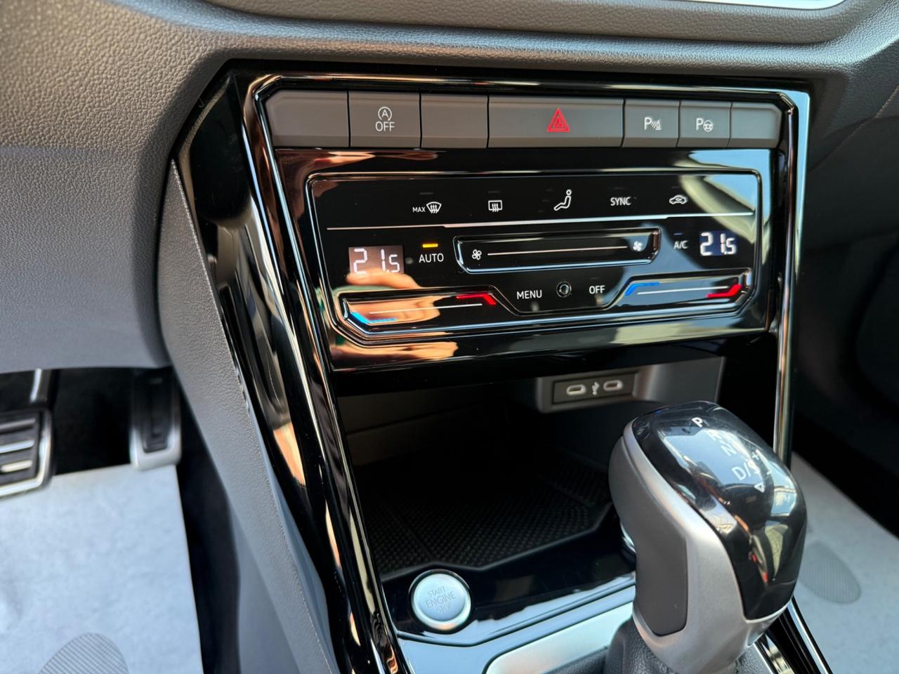 Volkswagen T-Roc 1.5 TSI ACT DSG R-Line