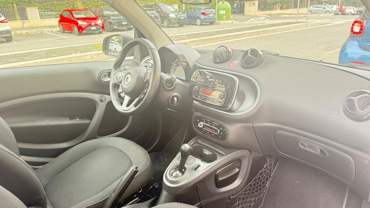 Smart ForTwo 70 1.0 Passion LED PDC BLUETOOTH CERCHI 15