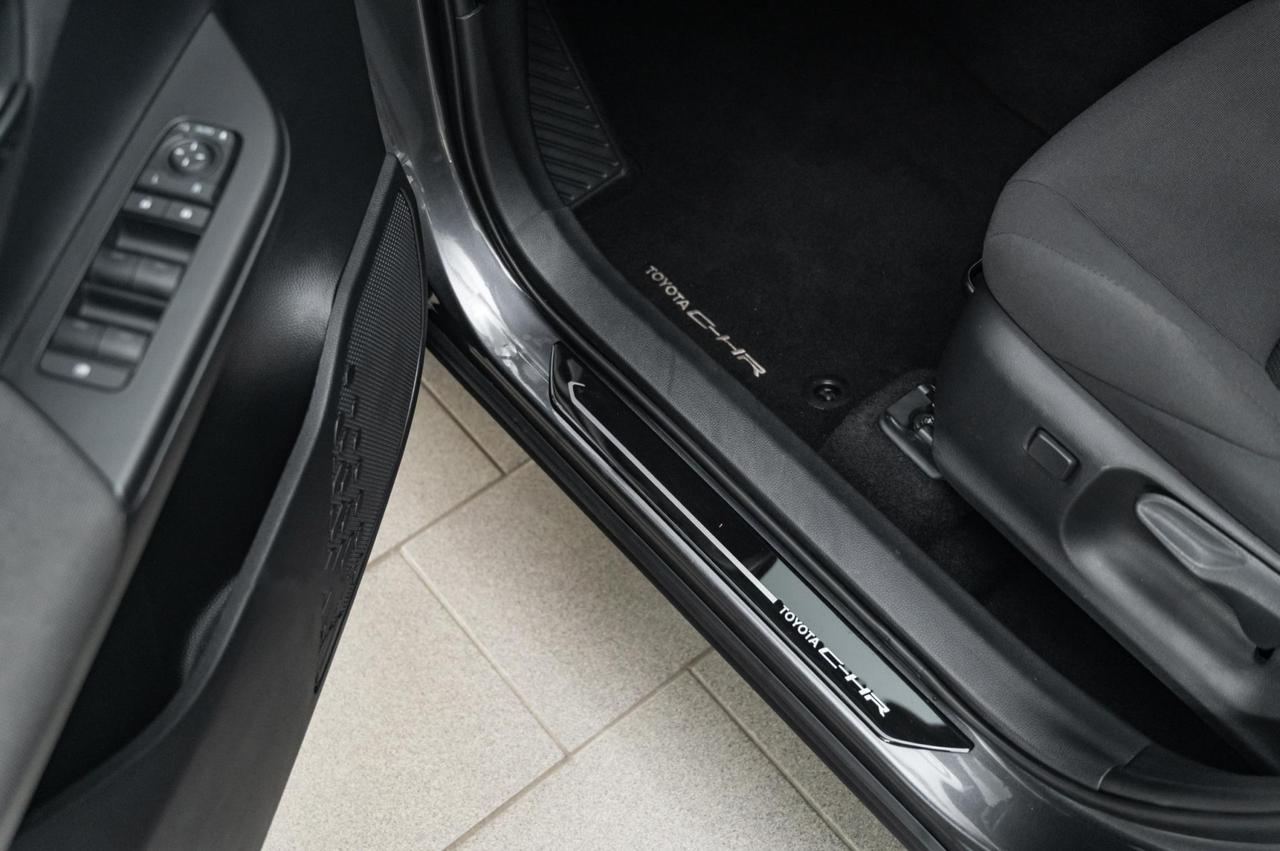 Toyota C-HR 1.8 hev Trend fwd e-cvt