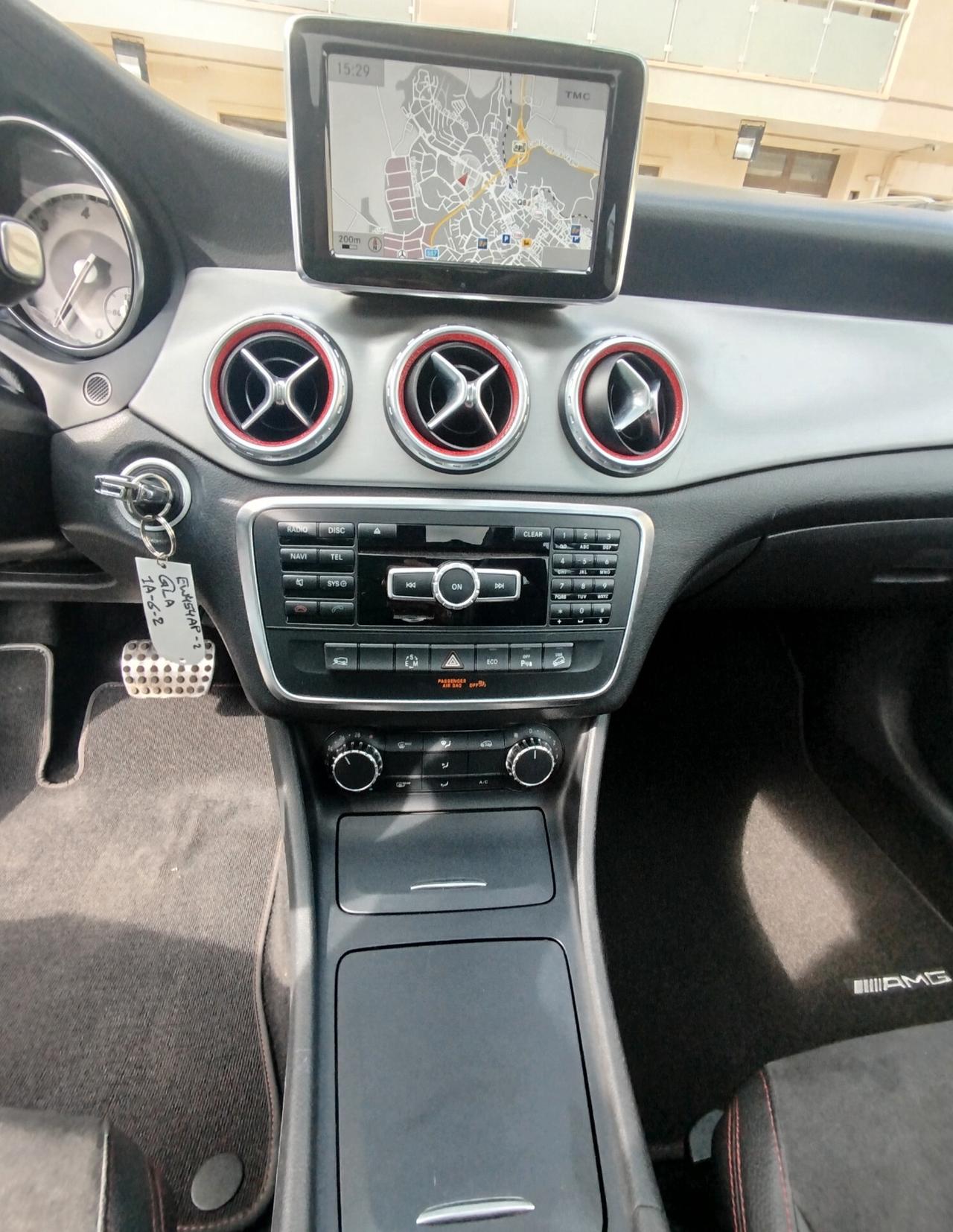 Mercedes-benz GLA 220 CDI Automatic 4Matic Premium Amg