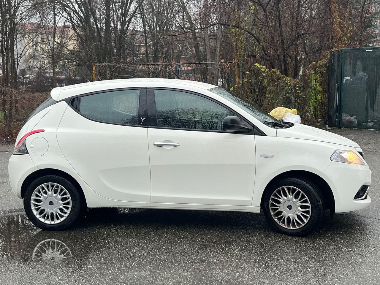 Lancia Ypsilon Silver 1.2 #8395