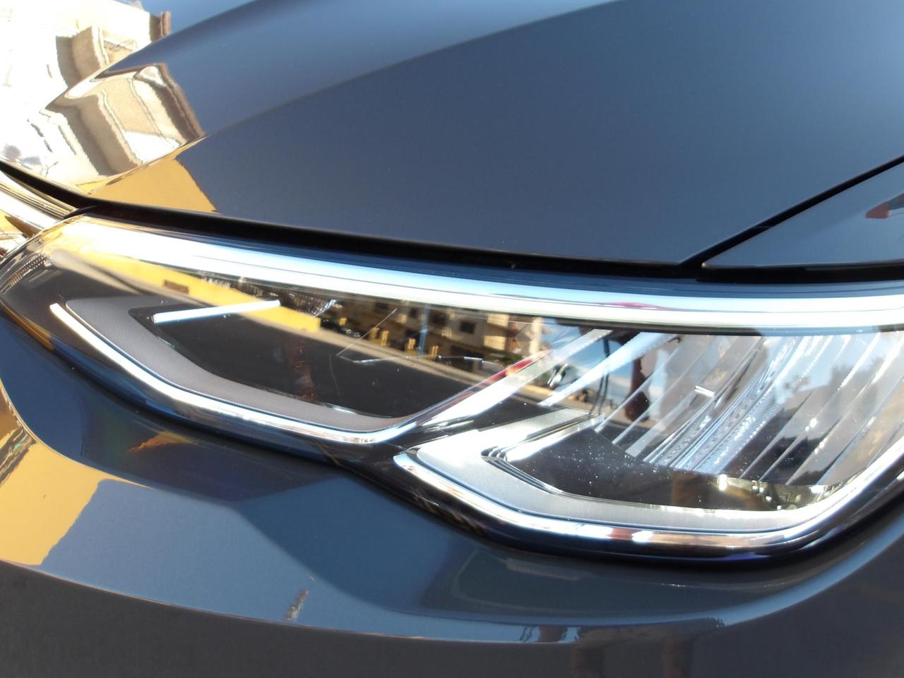 Volkswagen GOLF 1.0 etsi evo life 110cv dsg