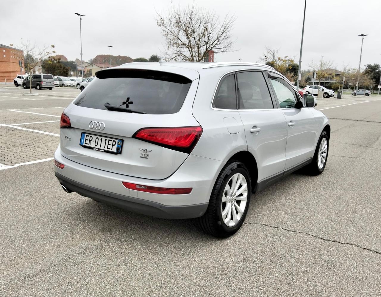 Audi Q5 2.0 TDI 170 CV quattro S tronic*Panorama*Navi