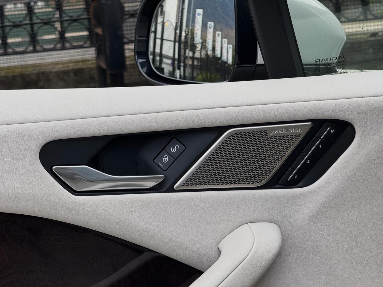 Jaguar I-Pace EV 90kWh SE AWD 400CV TETTO
