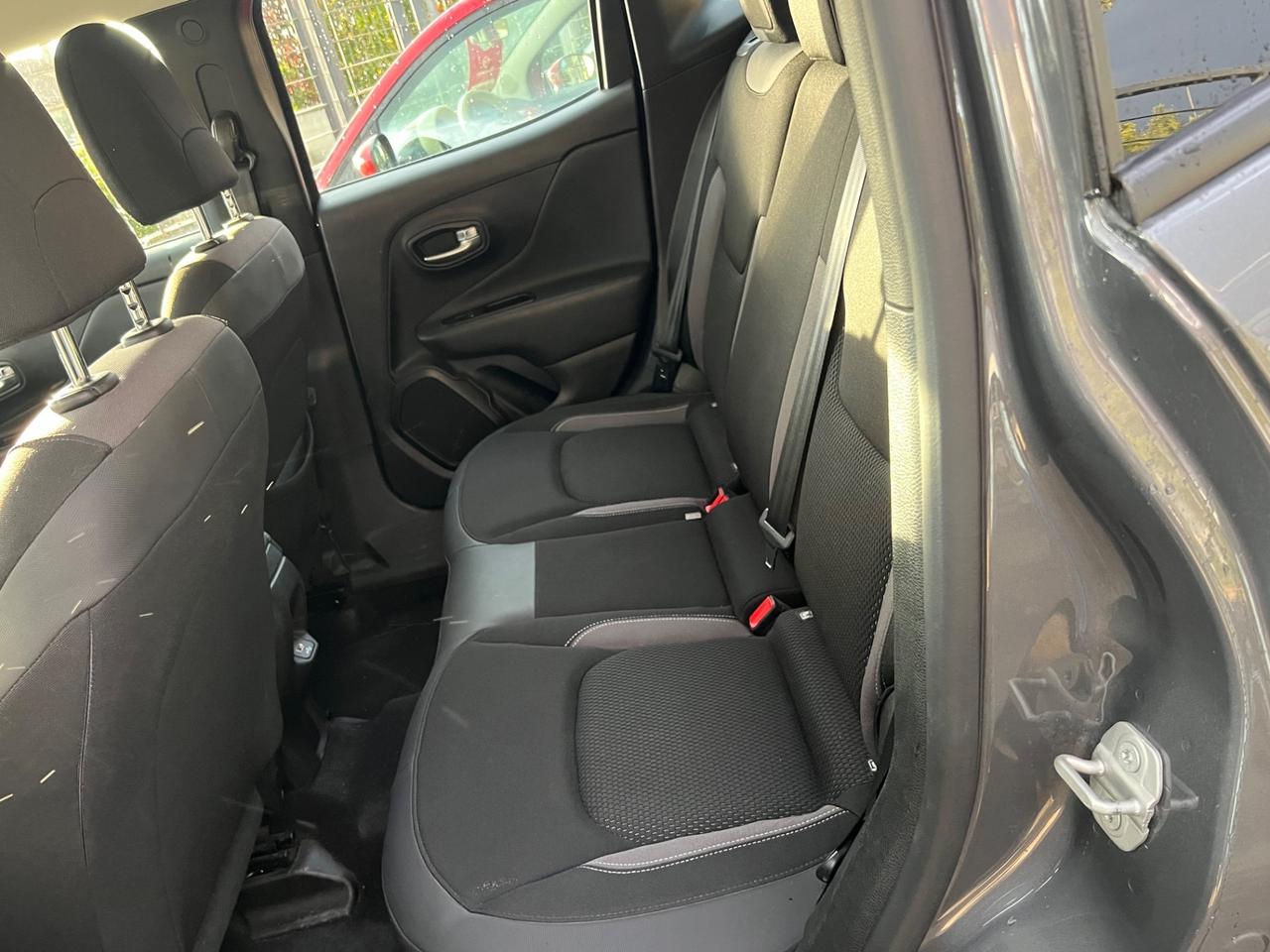 Jeep Renegade 1.5 Turbo T4 MHEV Limited