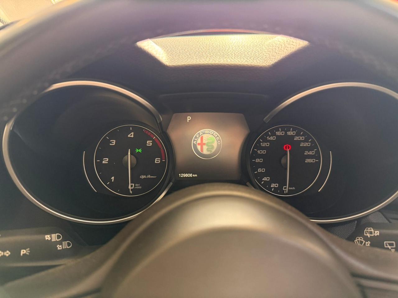 Alfa Romeo Stelvio 2.2 Turbodiesel 160 CV AT8 RWD Business