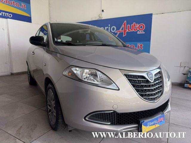 LANCIA Ypsilon 1.2 69 CV 5 porte GPL Ecochic Gold