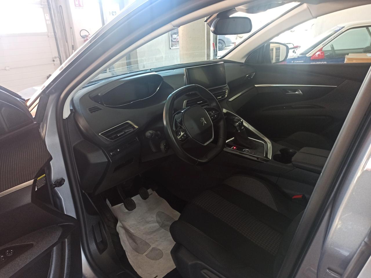 Peugeot 3008 BlueHDi 130 S&S Active Business