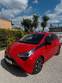 Toyota Aygo Connect 1.0 VVT-i 72 CV 5 porte x-clusiv