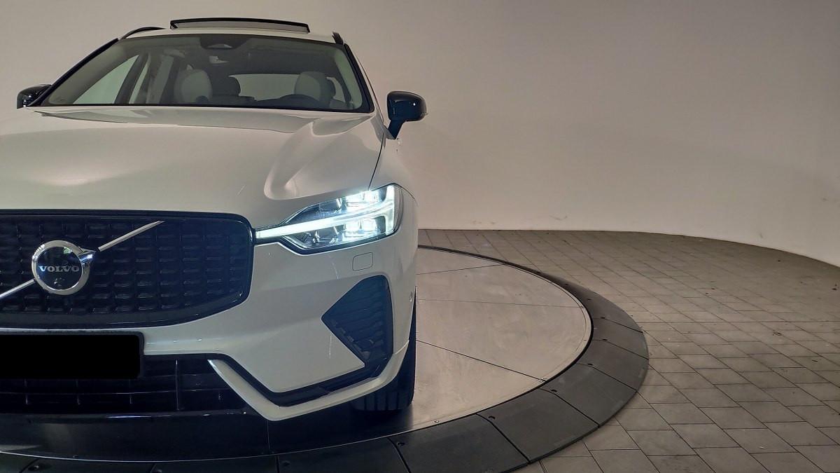 VOLVO Xc60 T6 Recharge Plug-In Hybrid Awd Aut. Ultimate Dark