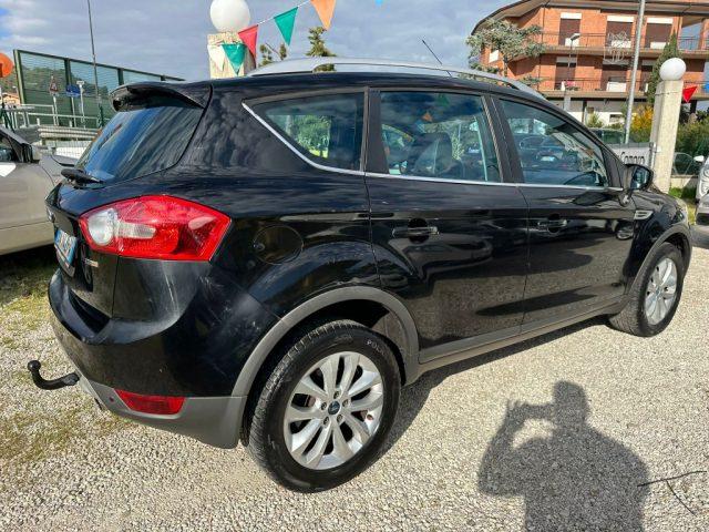 FORD Kuga 2.0 TDCi 136 CV 4WD + GANCIO