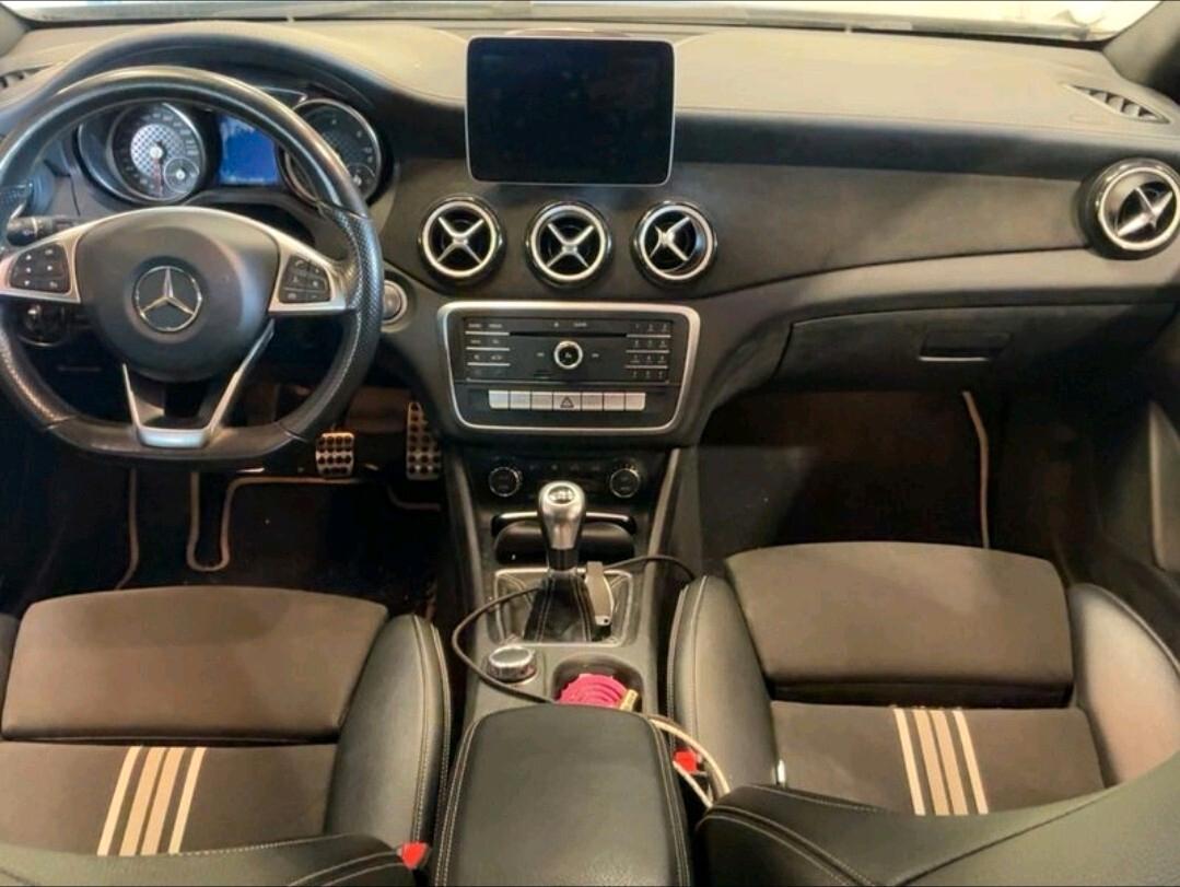 Mercedes-benz A 160d Premium Limited edition IN ARRIV9