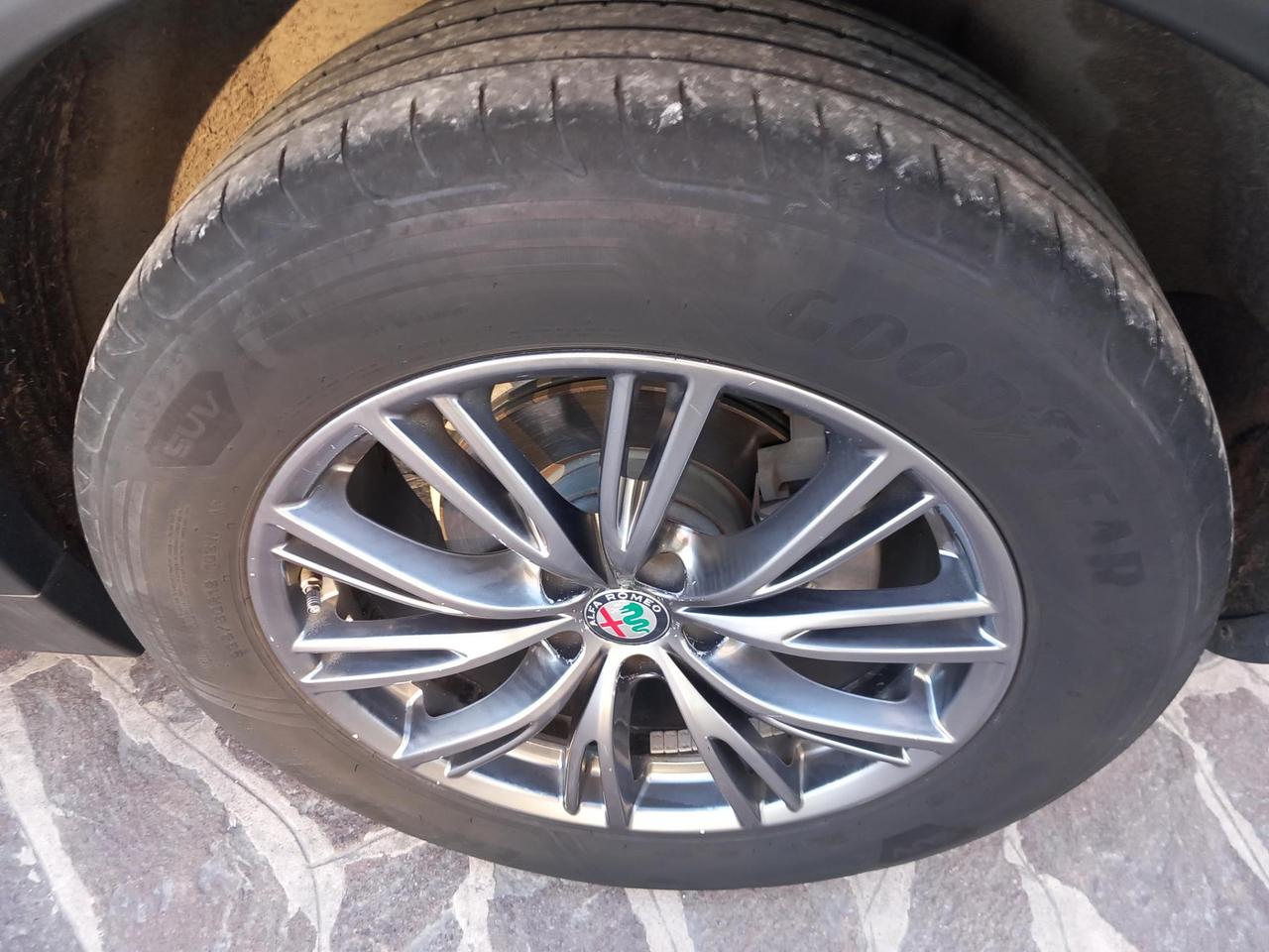 Alfa Romeo Stelvio 2.2 t Executive Q4 210cv auto