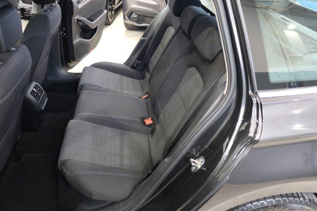 VOLKSWAGEN Passat Variant 2.0 TDI SCR EVO DSG Business "" BELL1SS1MA ""