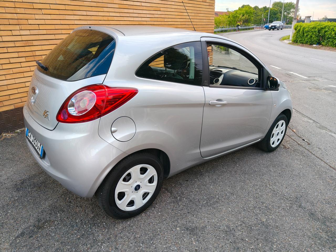 Ford Ka 1.2 8V 69 CV Individual