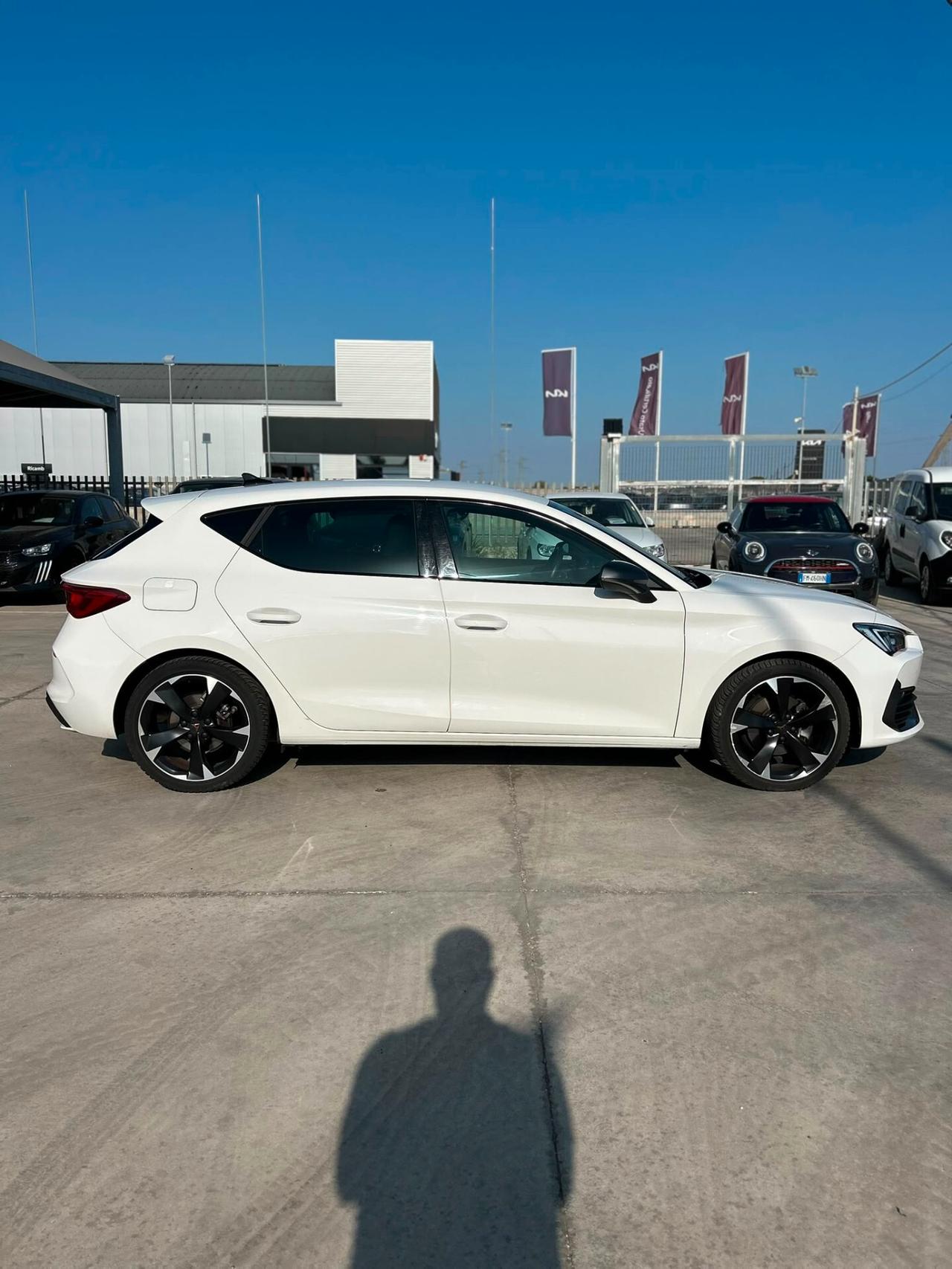 Cupra Leon 1.5 hybrid 150 CV