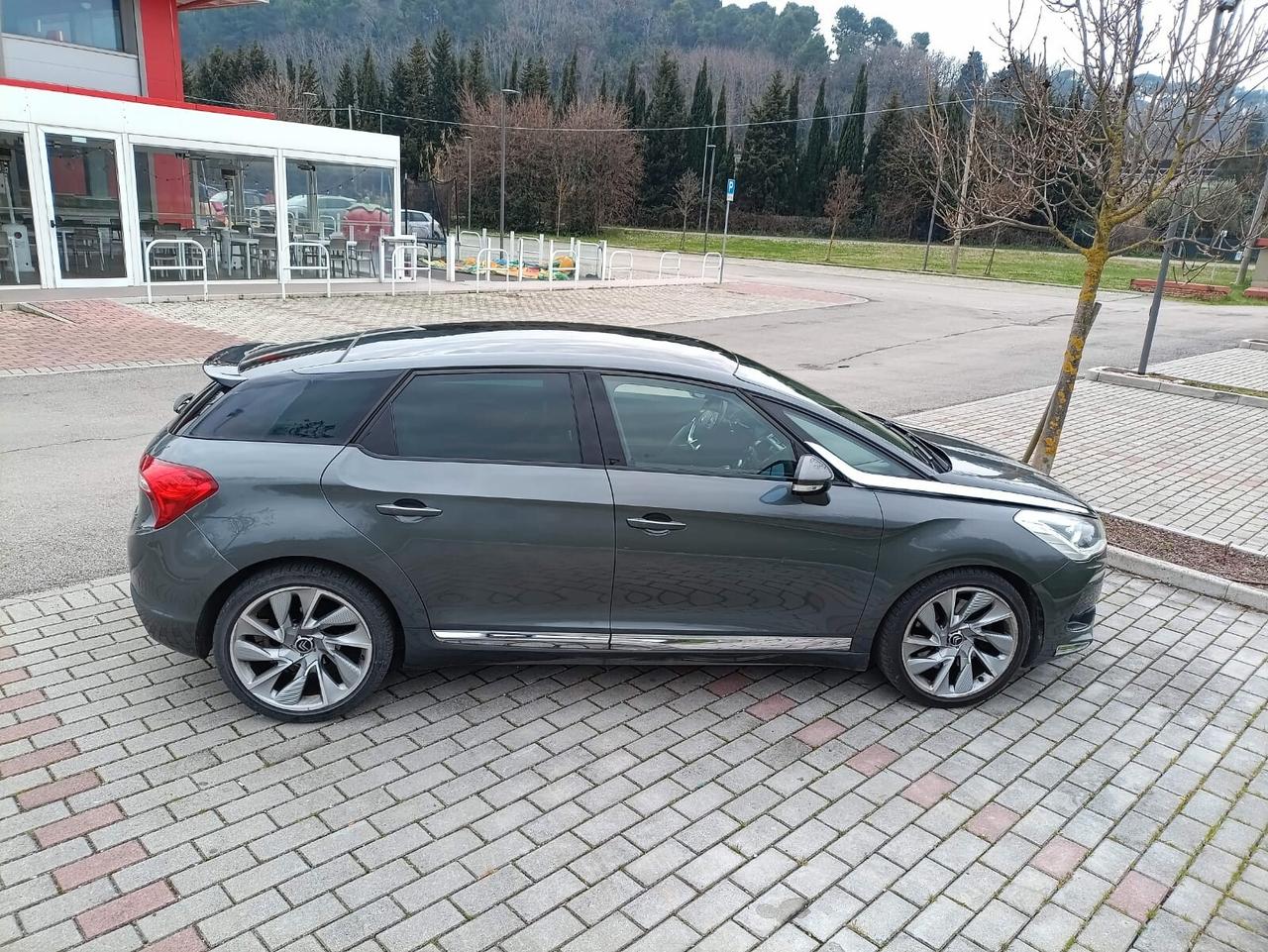 DS 5 2.0 HDi Full Optional