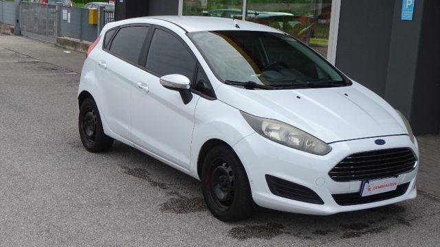 FORD Fiesta 1.5 TDCi 75CV 5 porte, Neo Patentati, Garanzia..