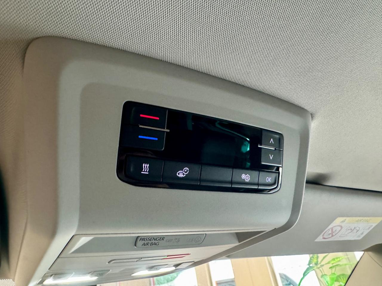 Volkswagen Multivan T6.1 - SOLO 89.000 KM - FULL
