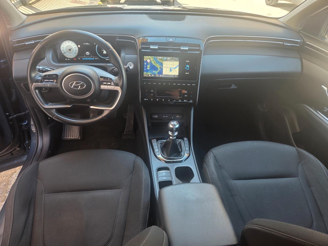 HYUNDAI TUCSON ANNO 2022 SOLI KM 120000 CERTIFICATI