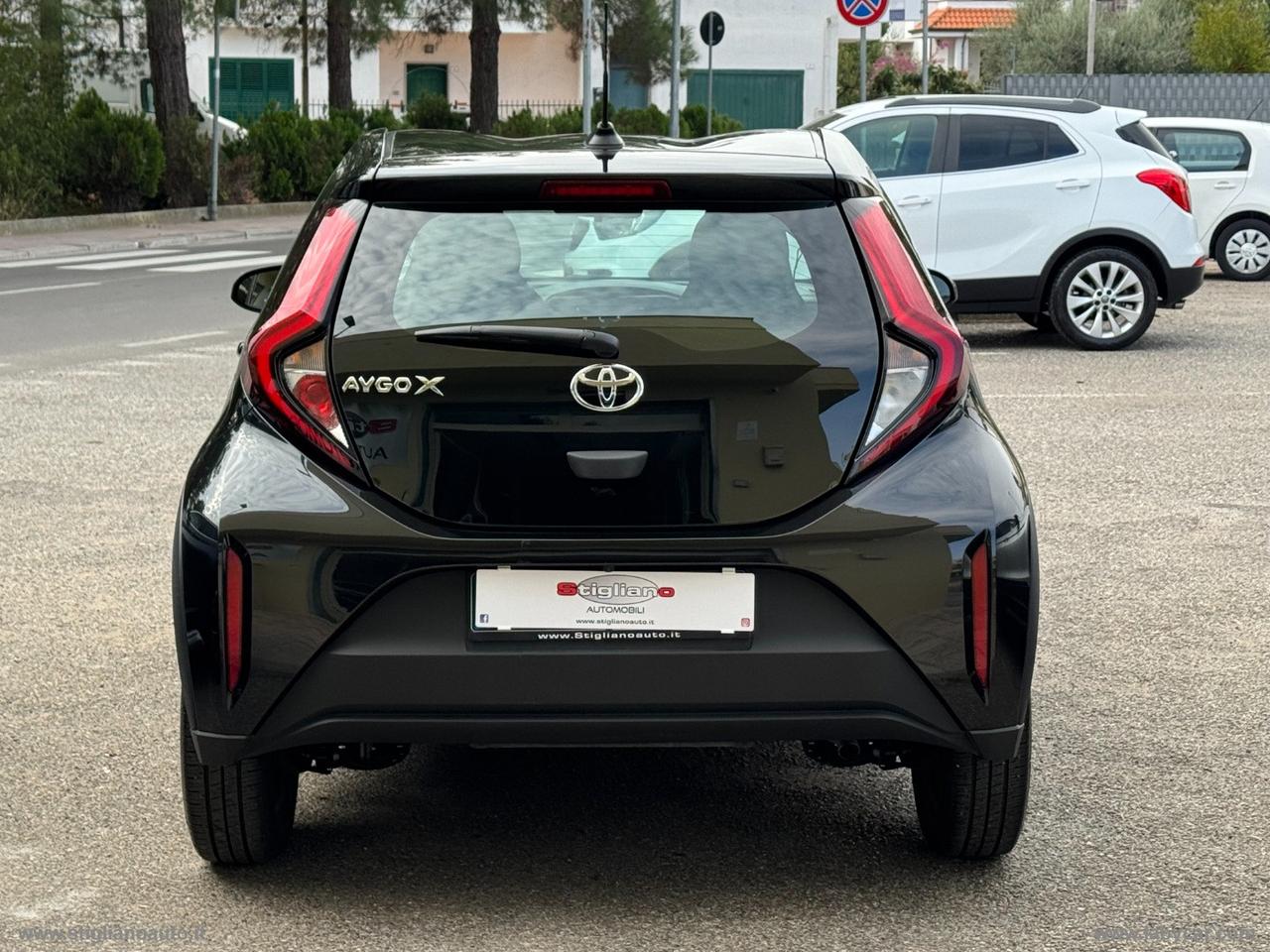 TOYOTA Aygo X 1.0 VVT-i 72 CV 5p. JBL S.P.