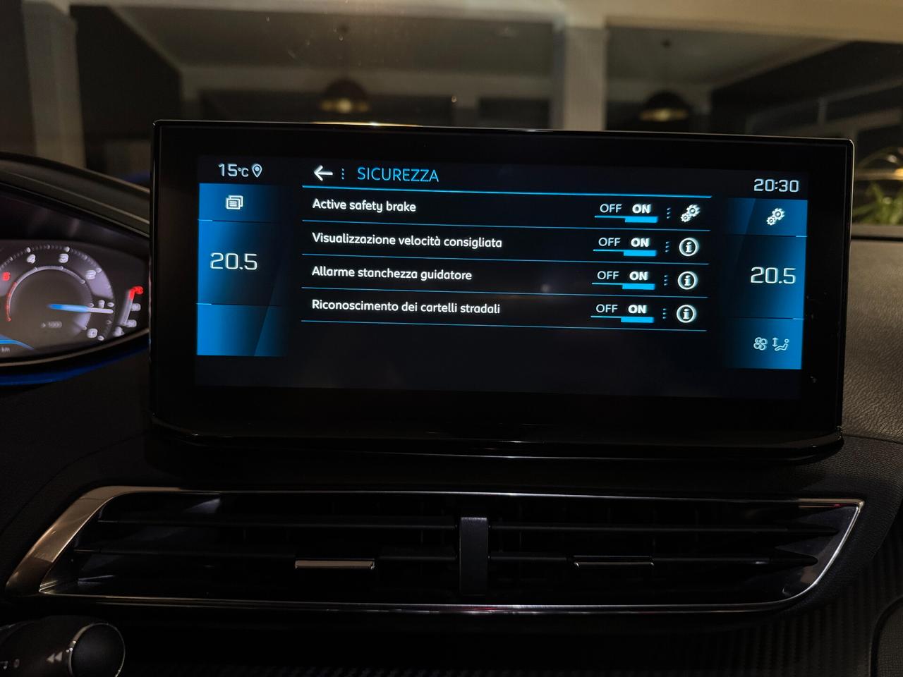 PEUGEOT 3008 1.5 BLUEHDI EAT8 ALLURE PACK N1 2022