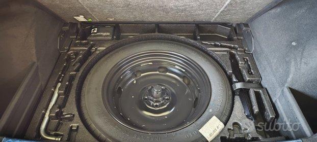 Audi Q3 35 2.0 TDI Business Advanced S-Tronic