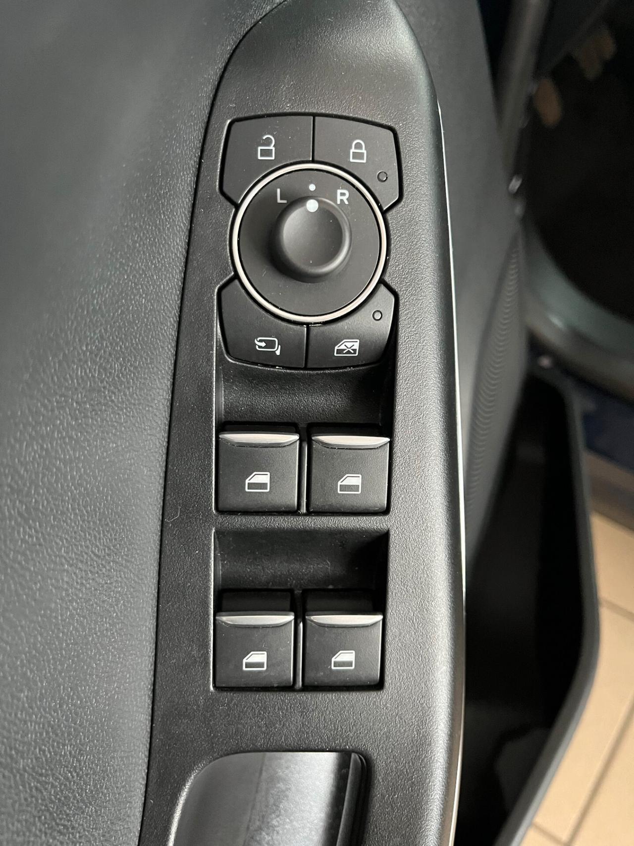 Ford Puma 1.0 EcoBoost Hybrid 125 CV S&S ST-Line