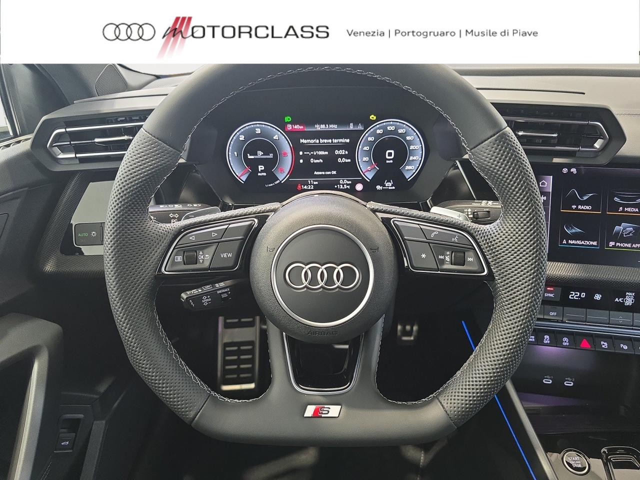 Audi A3 allstreet 2.0 tdi 150cv identity contrast s tronic