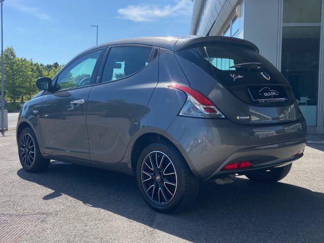 LANCIA Ypsilon 1.2 69 CV 5P. Silver
