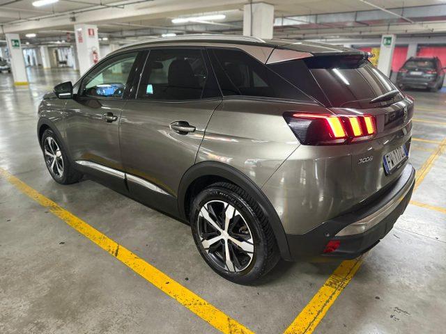 PEUGEOT 3008 BlueHDi 130 S&S EAT8 Allure