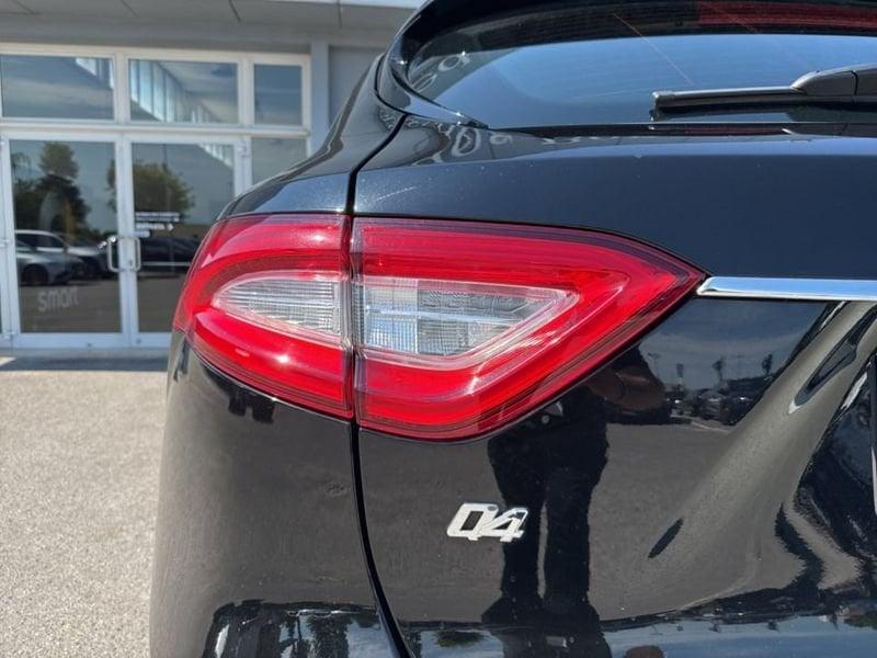 Maserati Levante 3.0 V6 250CV AUTO