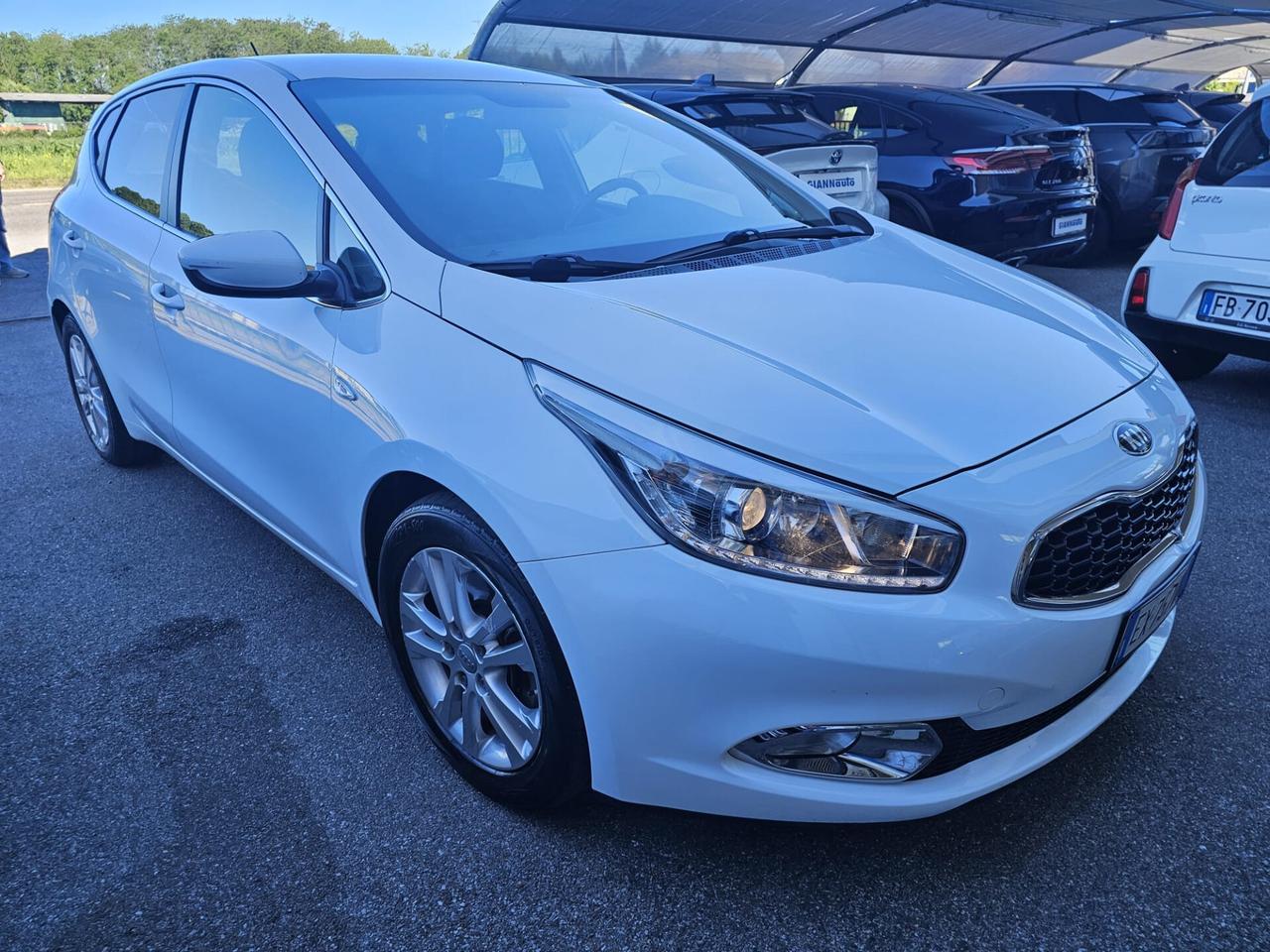 Kia Ceed cee'd 1.4 CVVT 5 porte Cool
