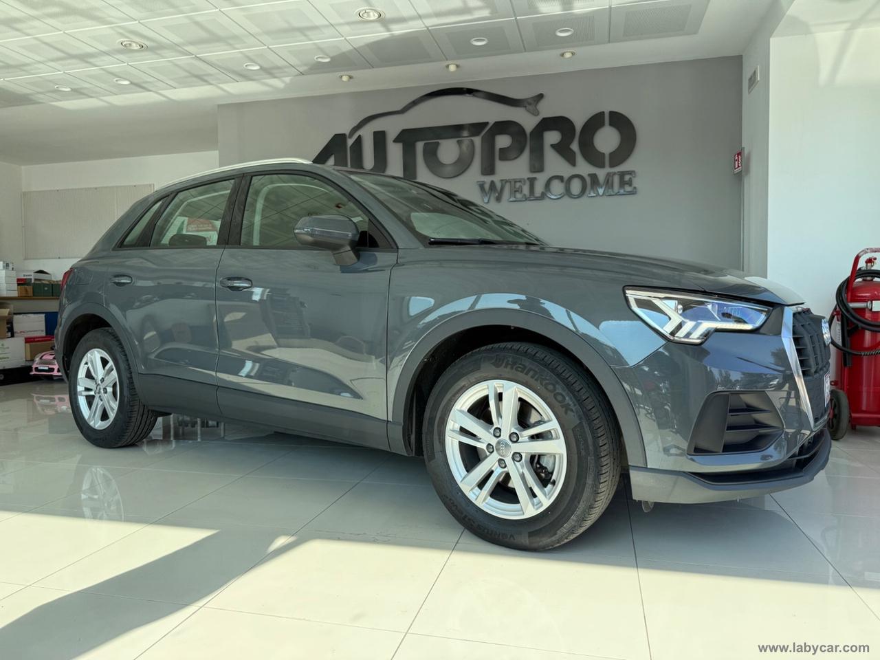 AUDI Q3 35 TDI S tronic Business