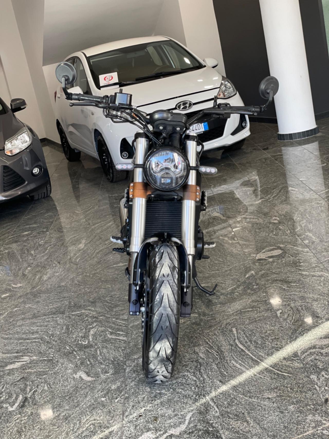 Benelli Leoncino 500