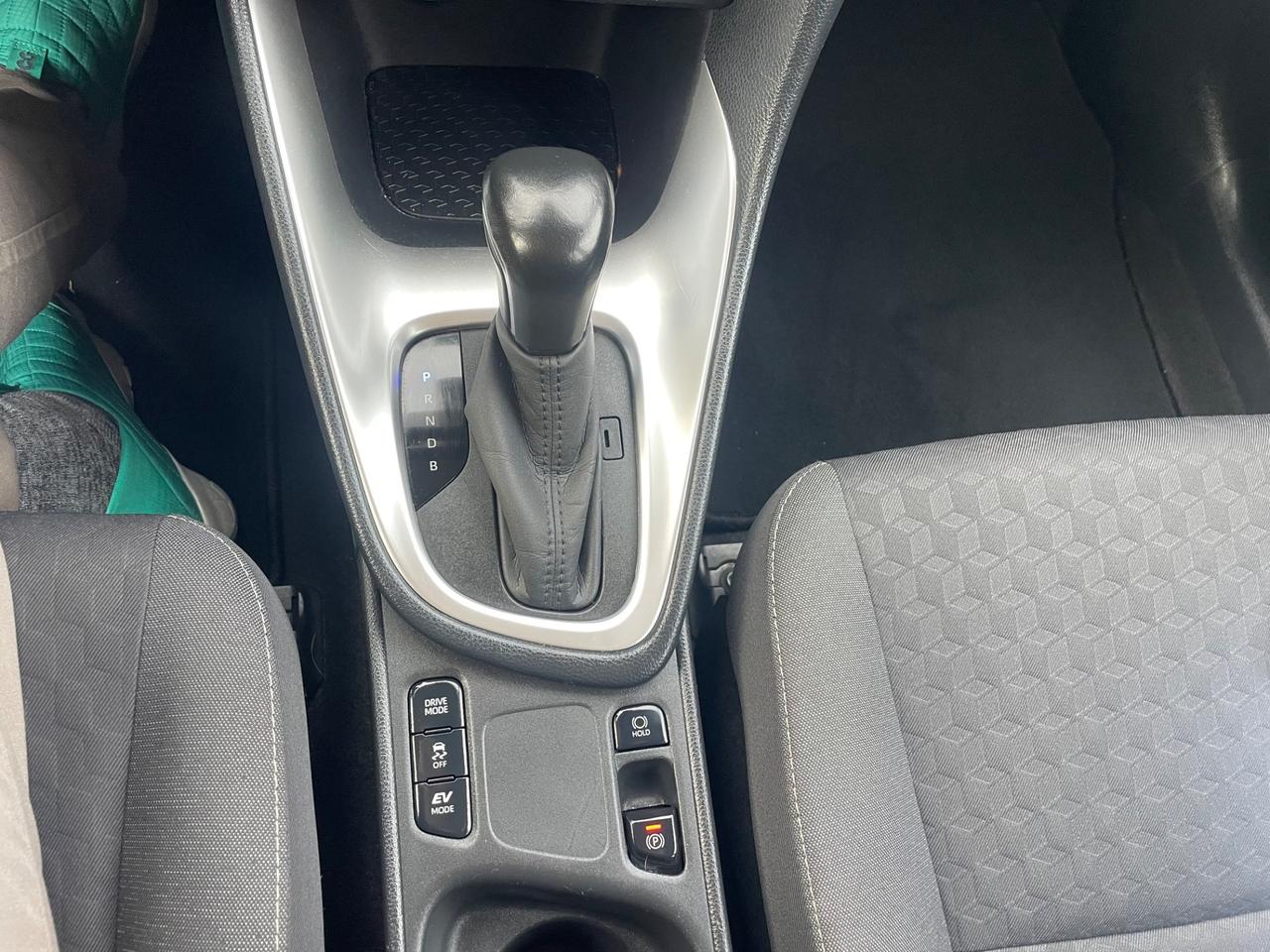 Toyota Yaris 1.5 Hybrid 5 porte Active GARANZIA