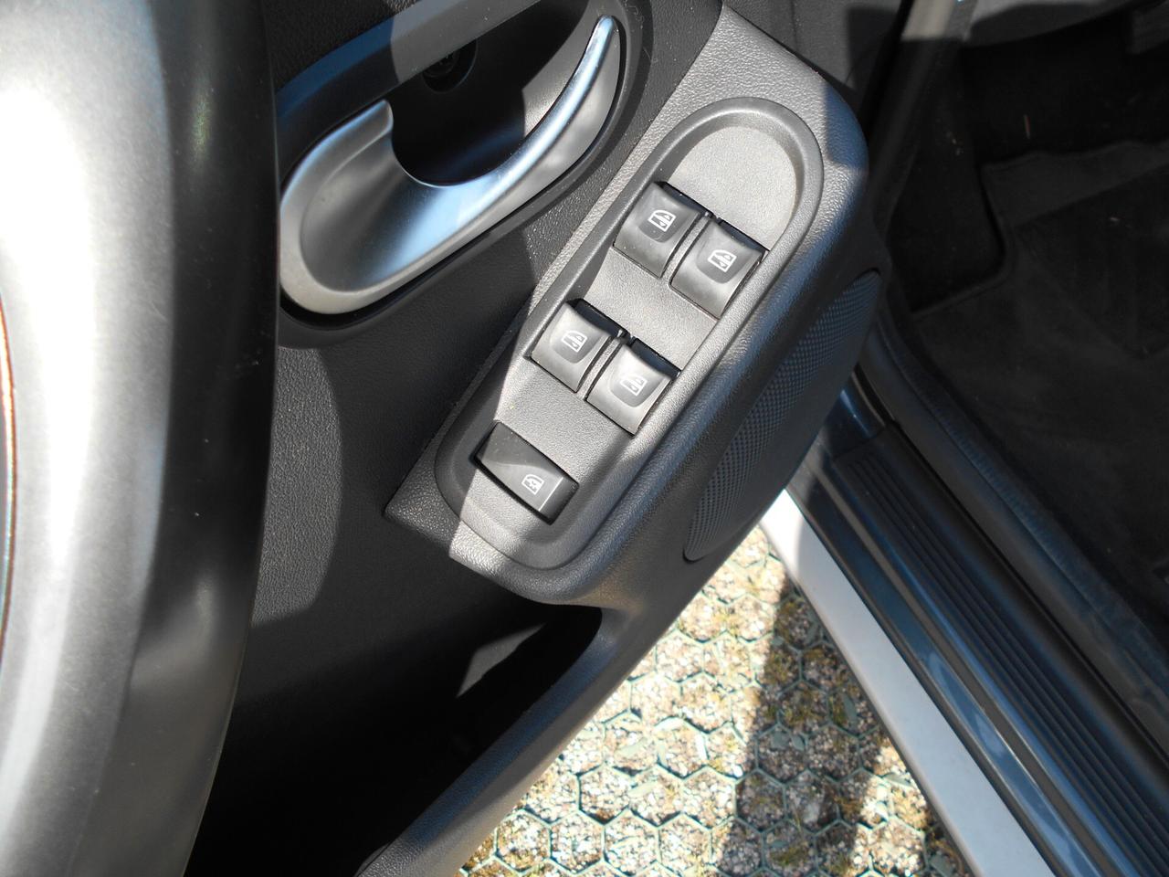 Dacia Duster 1. 5 DCI 110 CV CAMBIO AUTOMATICO