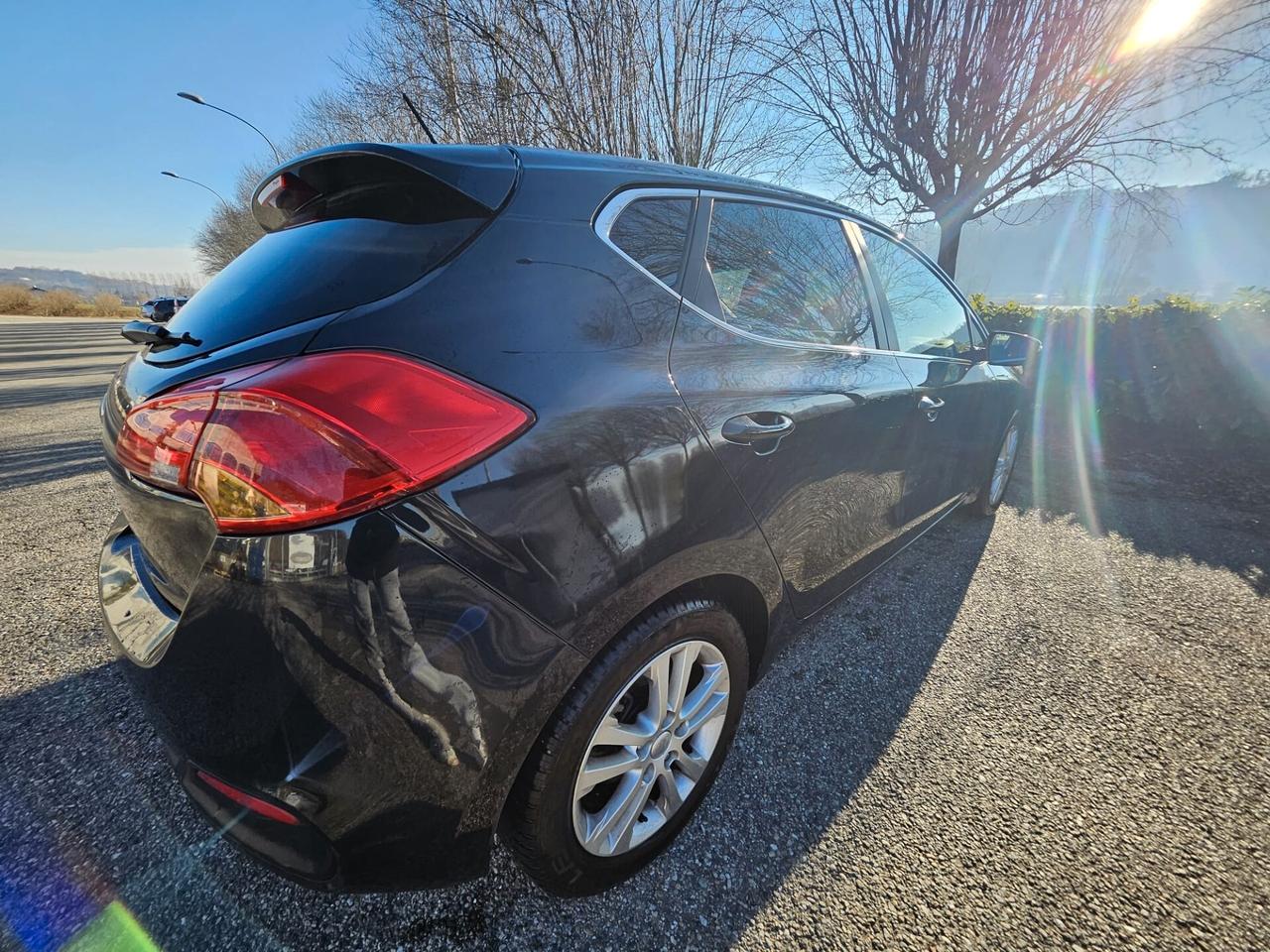 Kia Ceed cee'd 1.4 CVVT 5 porte Class