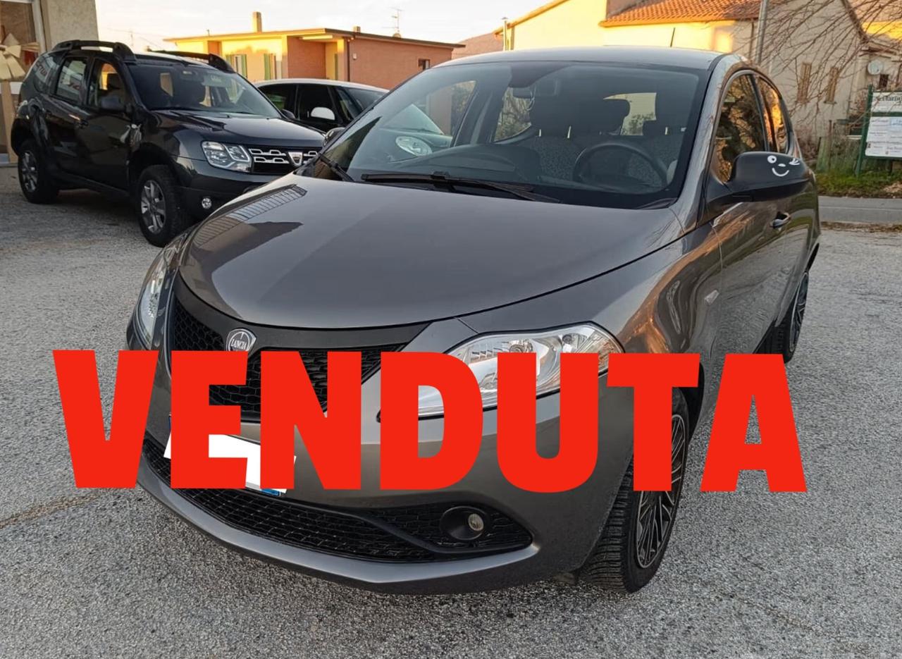 Lancia Ypsilon 1.2 69 CV 5 porte GPL Ecochic Gold