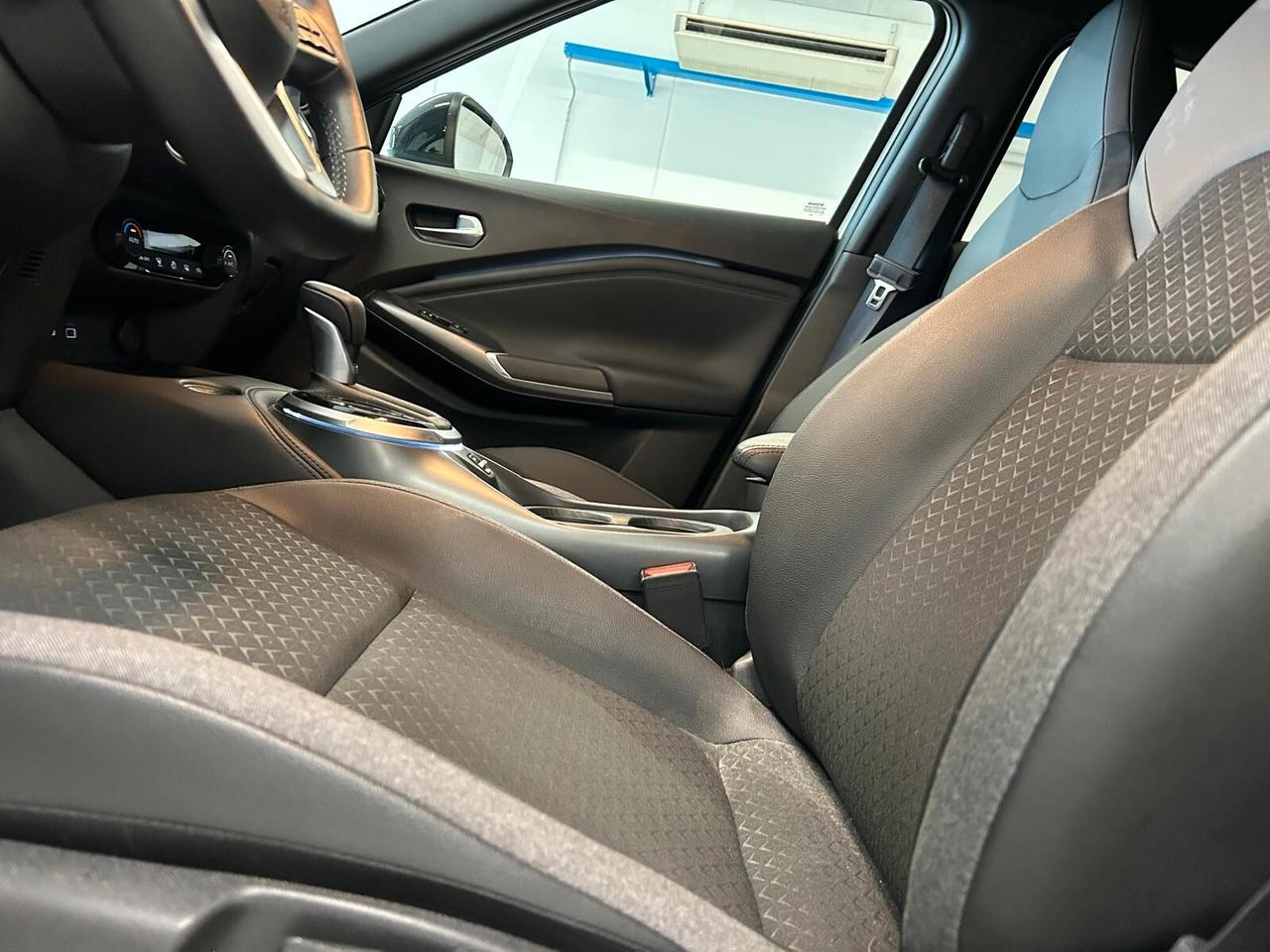 Nissan Juke N-DESIGN 1.6 HEV 1800 KM