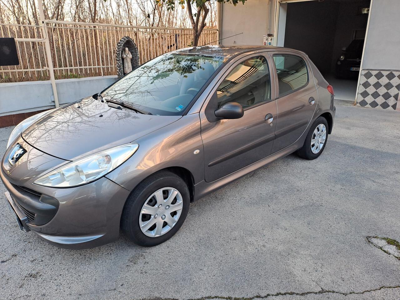 Peugeot 206 Plus 1.1 60CV 5p. Urban GPL
