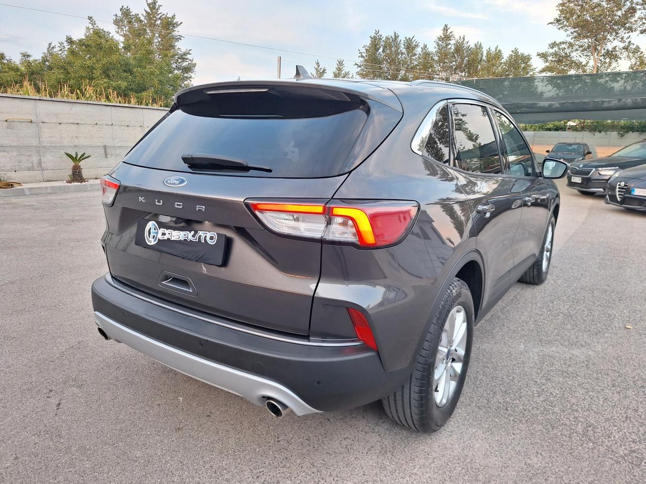 Ford Kuga TITANIUM 1.5 DIESEL 120cv AUTOMAT. NAV+RETROCAM. 2022