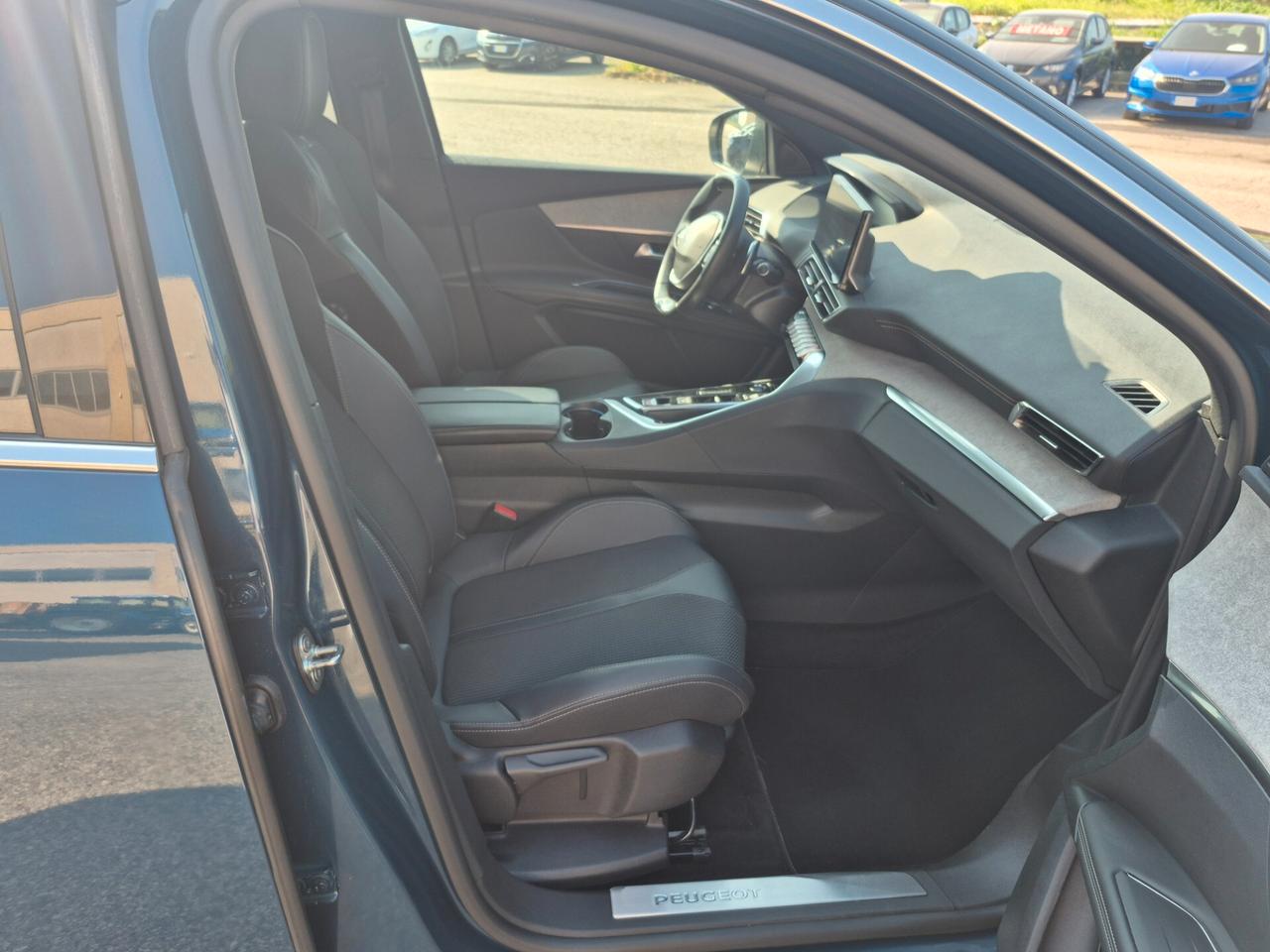Peugeot 3008 BlueHDi 130 S&S EAT8 GT