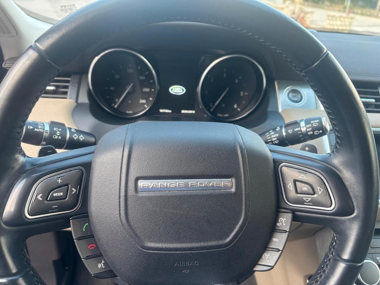 Range Rover Evoque 2.0 TD4 180 CV 5p. SE Dynamic