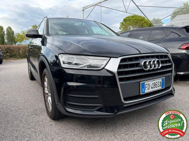 AUDI Q3 2.0 TDI 120 CV Business
